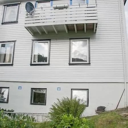 Modern With Free Parking * برغن