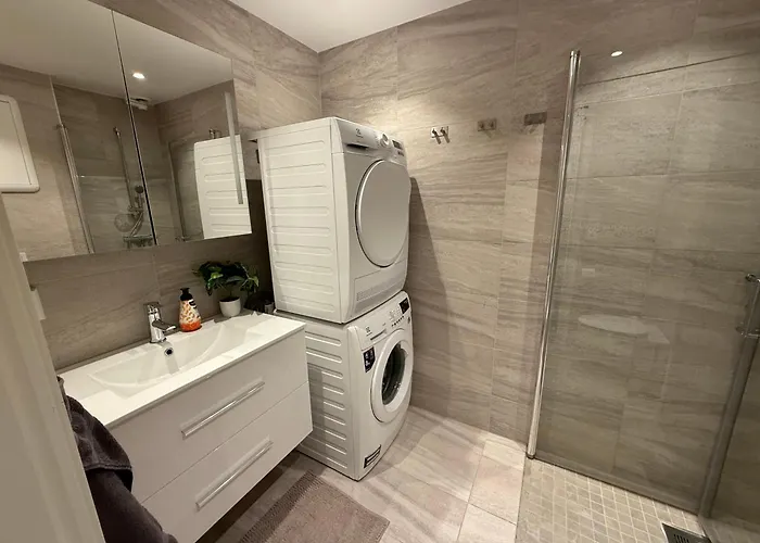 Apartamento Modern With Free Parking