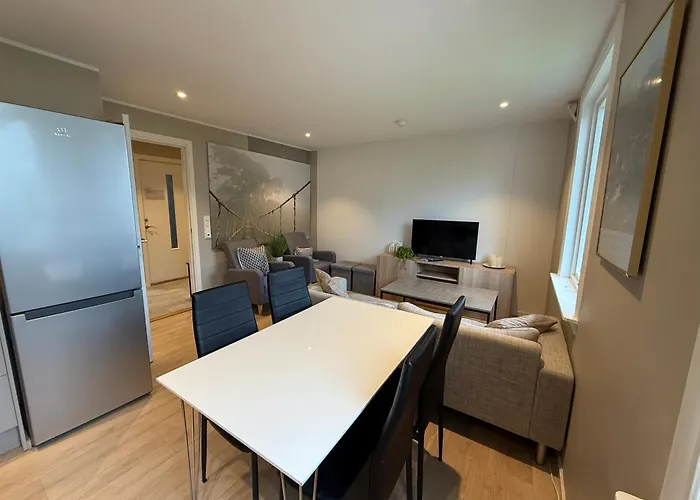Modern With Free Parking Apartamento Bergen