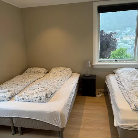 Modern With Free Parking * Bergen