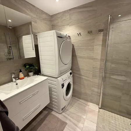 Appartement Modern With Free Parking